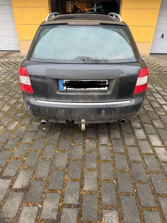 Gebraucht Audi A4 150 PS (110 kW) 2002 Schwarz Kombi