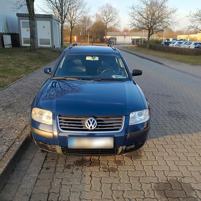 Gebraucht VW Passat 115 PS (84 kW) 2005 Blau Kombi