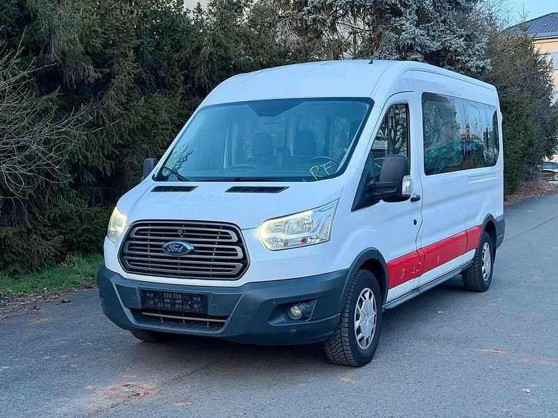 Gebraucht Ford Transit Trend+ 105 PS (77 kW) 2018 Frostweiß Van / Kleinbus