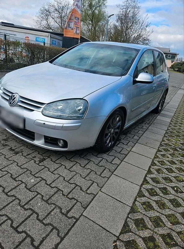 Gebraucht VW Golf IV 140 PS (102 kW) 2004 Silber Limousine