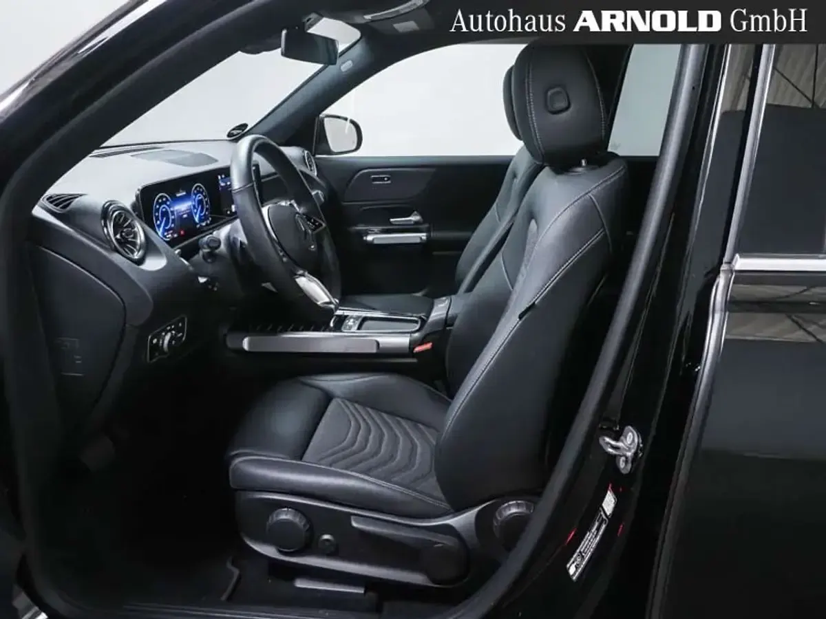 Gebraucht Mercedes EQB250+ Advanced 139 kW (190 PS) 2025 Schwarz SUV