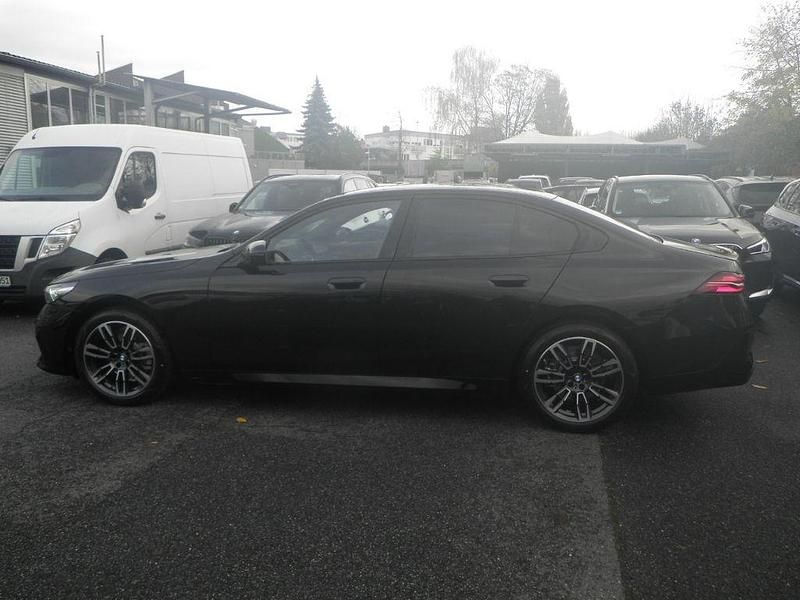 Gebraucht BMW 520 Performance 197 PS (144 kW) 2026 Schwarz Limousine