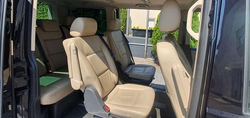 Gebraucht VW Multivan Highline 179 PS (131 kW) 2013 Van / Kleinbus