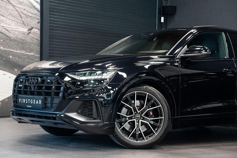 Gebraucht Audi SQ8 Sport 435 PS (319 kW) 2020 Schwarz SUV