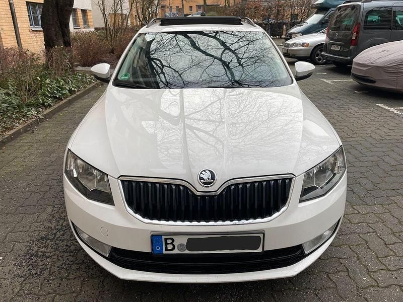 Gebraucht Skoda Octavia Ambition 150 PS (110 kW) 2016 Weiß Kombi