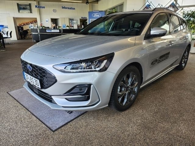 Gebraucht Ford Focus ST-Line 125 PS (91 kW) 2023 Silber Kombi