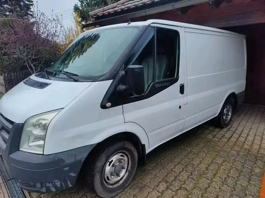 Gebraucht Ford Transit Basis 88 PS (64 kW) 2011 Weiß Van / Kleinbus