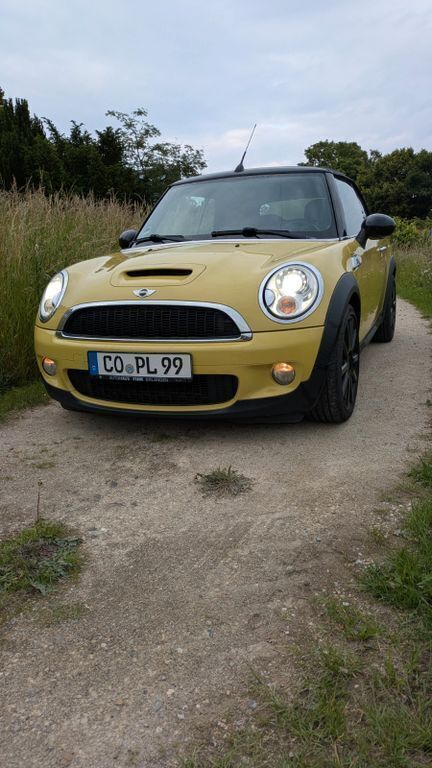 Gelb Gebraucht 2009 Mini Cooper S Cabriolet Cabrio | 9.990 € (Fairer Preis) - Bild 1/4