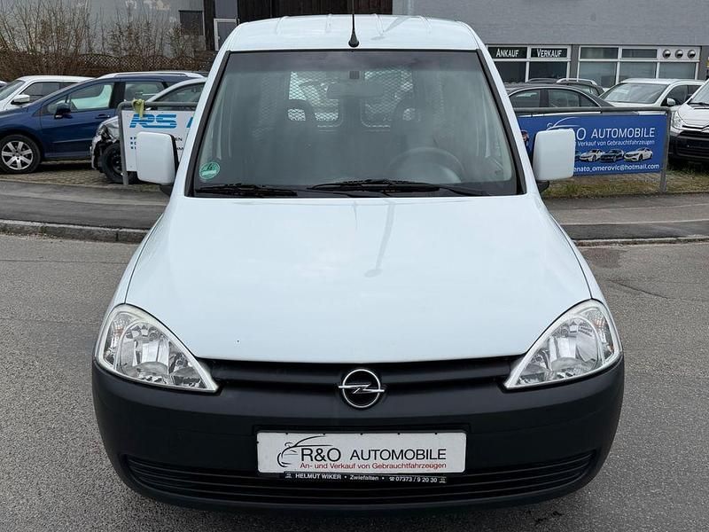 Gebraucht Opel Combo 90 PS (66 kW) 2010 Van / Kleinbus