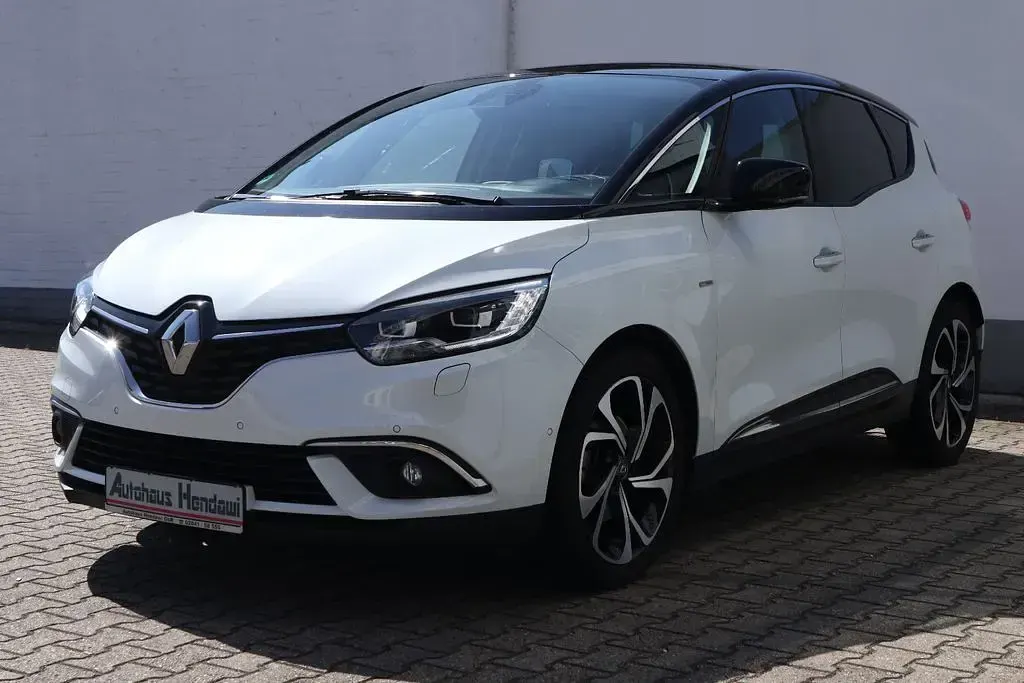 Gebraucht Renault Scenic E-Tech Bose Edition 132 PS (97 kW) 2017 Weiß Van / Kleinbus