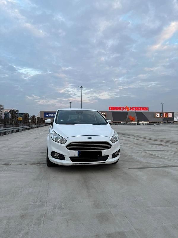 Gebraucht Ford S-MAX S 190 PS (139 kW) 2018 Weiß Van / Kleinbus
