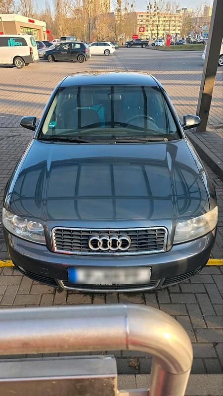 Gebraucht Audi A4 131 PS (96 kW) 2001 Grau Limousine