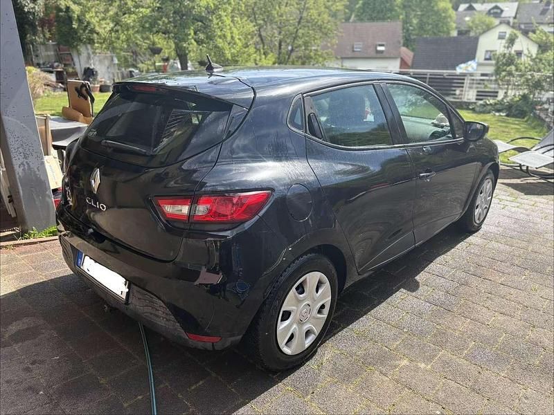 Gebraucht Renault Clio IV Dynamique 73 PS (53 kW) 2013 Limousine