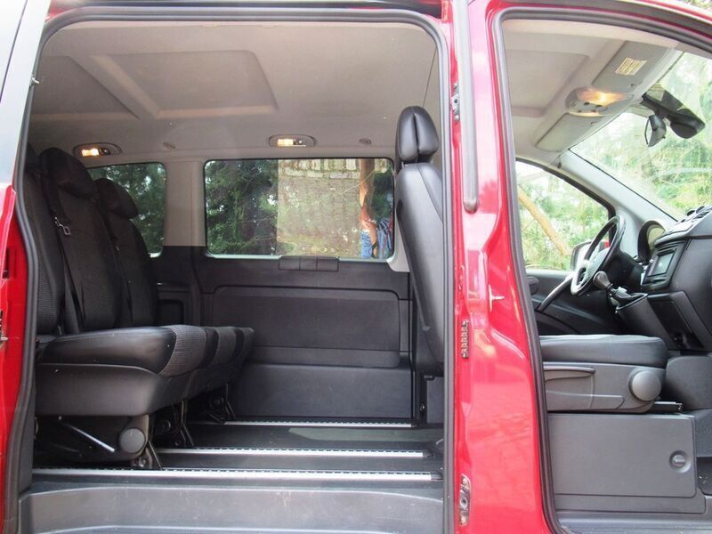 Gebraucht Mercedes Viano 136 PS (100 kW) 2013 Rot Van / Kleinbus
