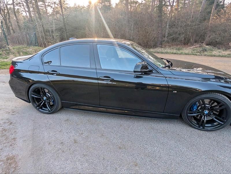 Gebraucht BMW 335 Performance 306 PS (225 kW) 2012 Schwarz Limousine
