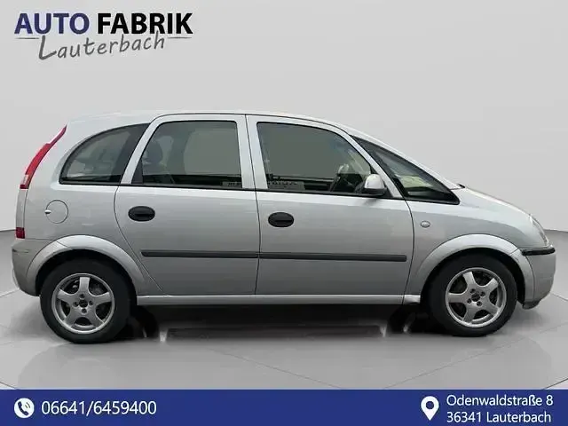 Gebraucht Opel Meriva Enjoy 87 PS (63 kW) 2003 Silber Van / Kleinbus