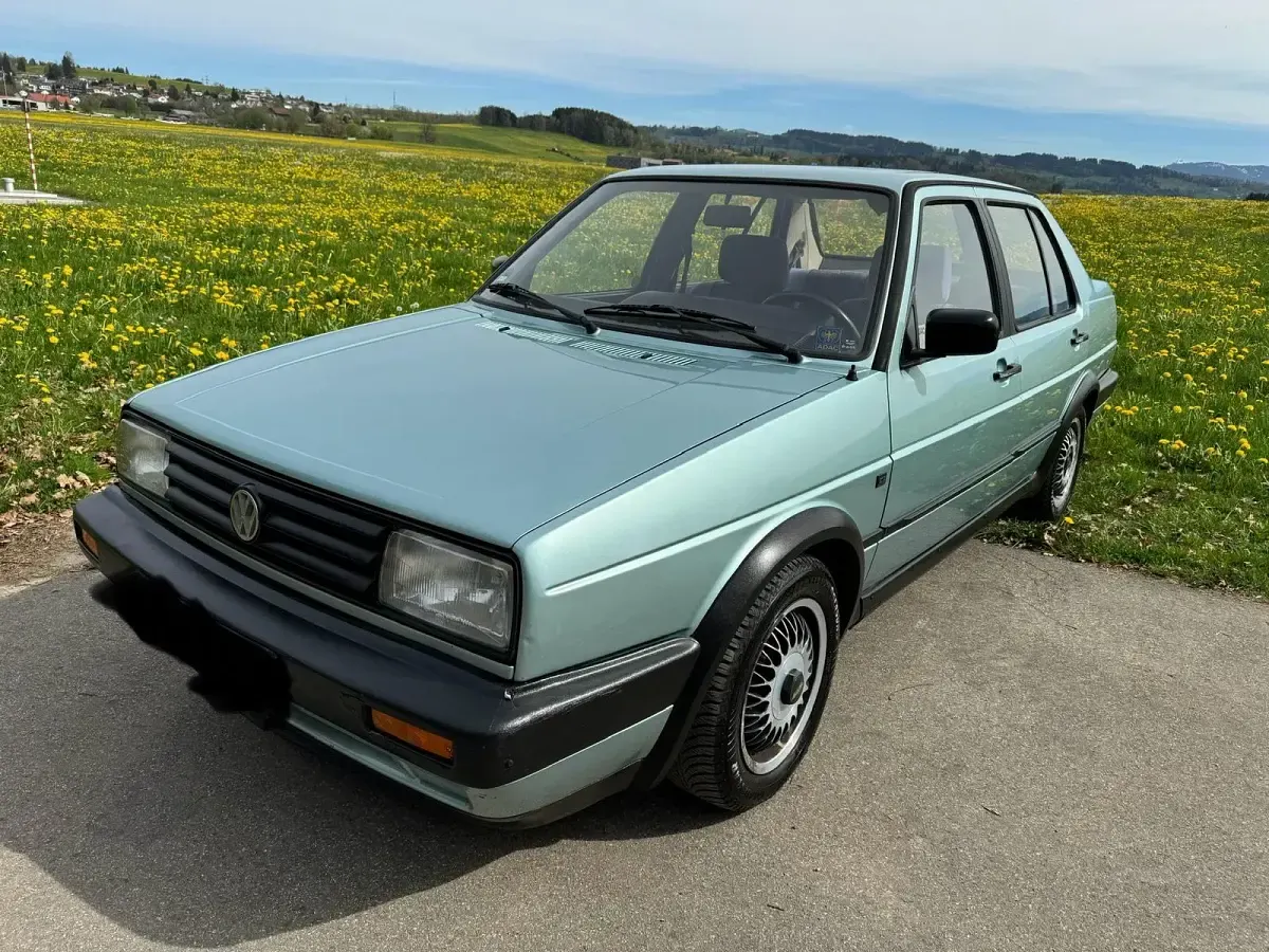 Używany VW Jetta 90 KM (66 kW) 1990 Zielony Sedan/Limuzyna