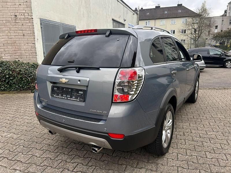 Gebraucht Chevrolet Captiva LTZ 184 PS (135 kW) 2012 Grau SUV