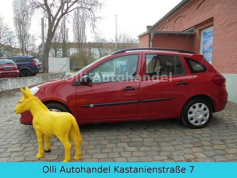 Gebraucht Renault Clio II 75 PS (55 kW) 2009 Rot Limousine