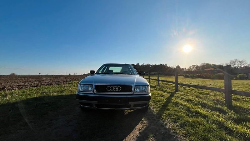 Gebraucht Audi 80 90 PS (66 kW) 1994 Silber Limousine
