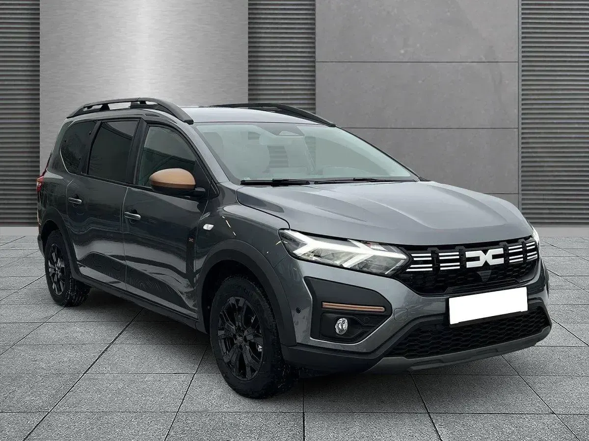 Gebraucht Dacia Jogger Extreme 141 PS (103 kW) 2025 Van / Kleinbus