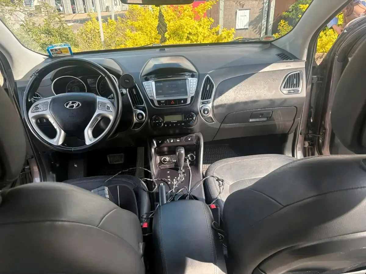 Gebraucht Hyundai ix35 184 PS (135 kW) 2013 Beige SUV