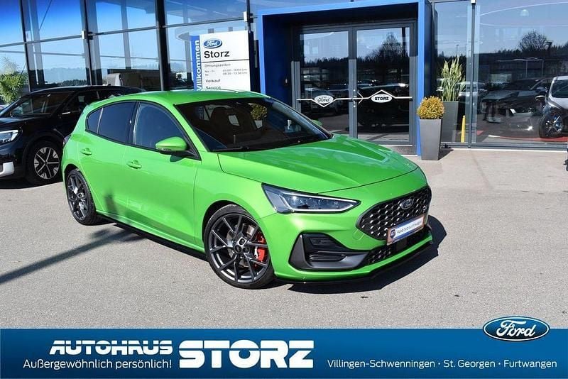 Gebraucht Ford Focus ST 280 PS (205 kW) 2023 Grün Limousine