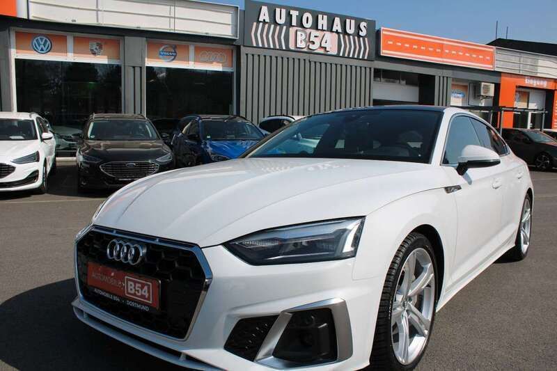 Gletscherweiß metallic Gebraucht 2022 Audi A5 Sportback S-Line Coupé | 33.991 € (Fairer Preis) - Bild 1/4