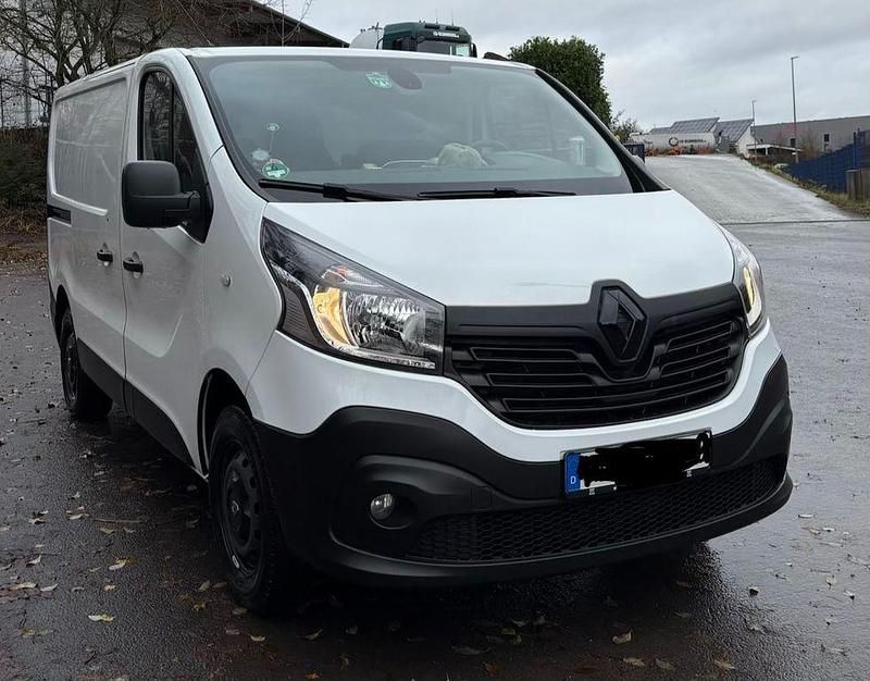 Gebraucht Renault Trafic 95 PS (69 kW) 2019 Weiß Van / Kleinbus