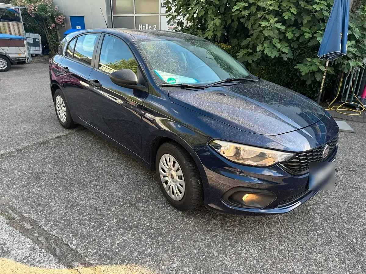 Gebraucht Fiat Tipo 95 PS (69 kW) 2016 Blau Kombi