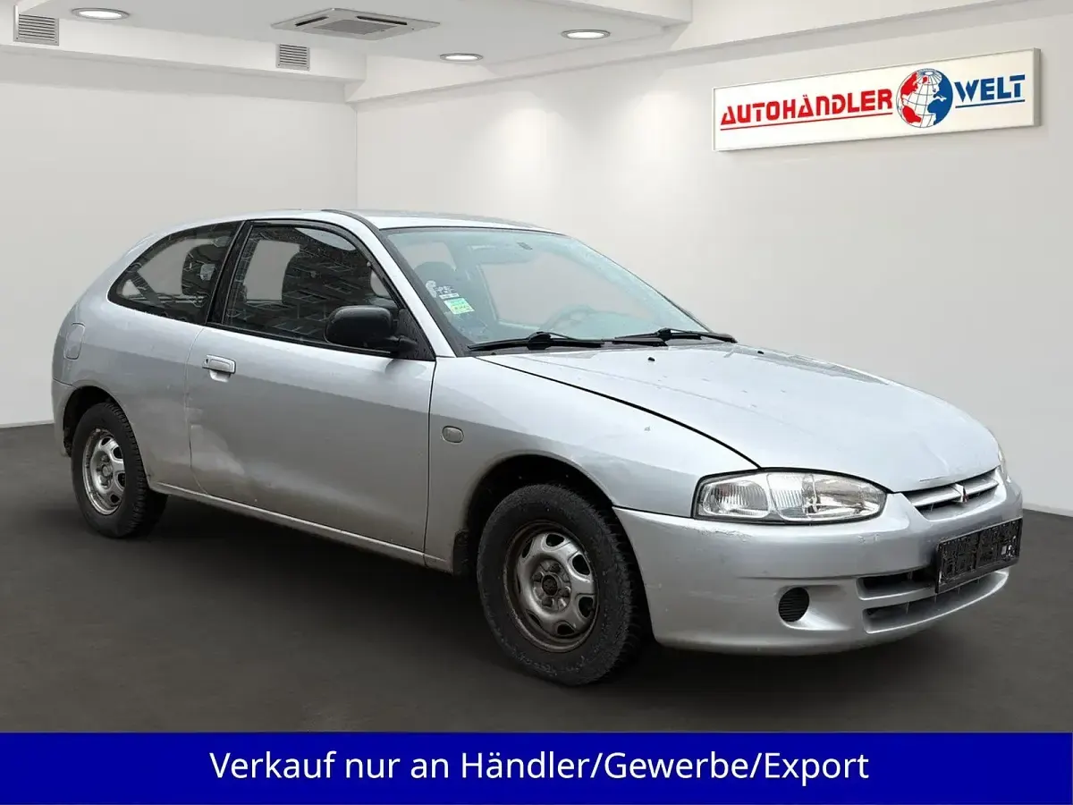 Gebraucht Mitsubishi Colt 103 PS (75 kW) 2003 Grau Kleinwagen