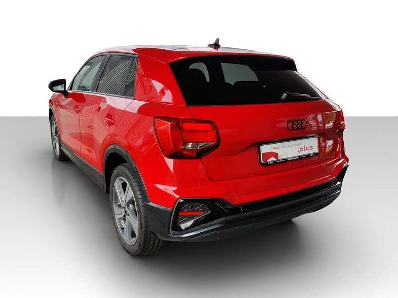 Gebraucht Audi Q2 S-Line 150 PS (110 kW) 2024 Rot SUV