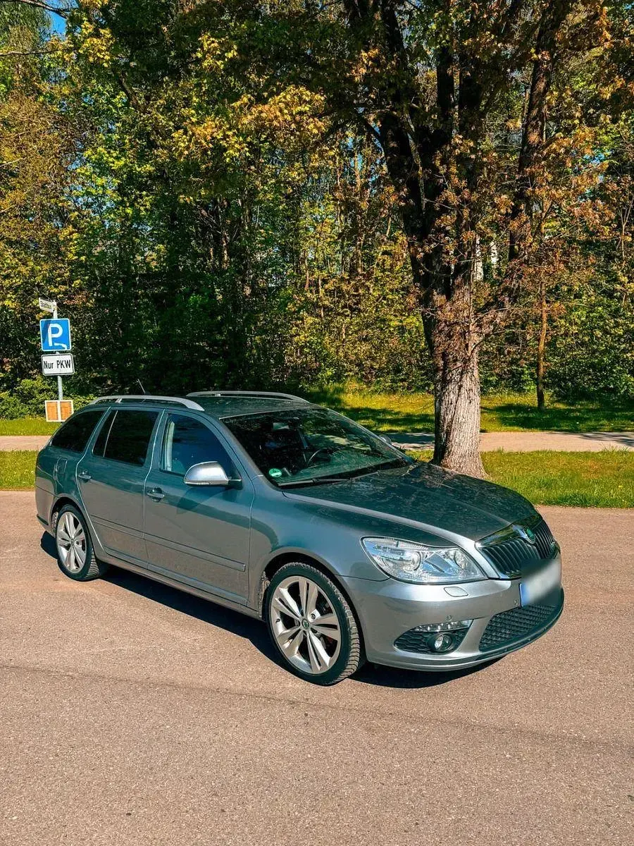 Gebraucht Skoda Octavia RS 170 PS (125 kW) 2013 Grau Kombi