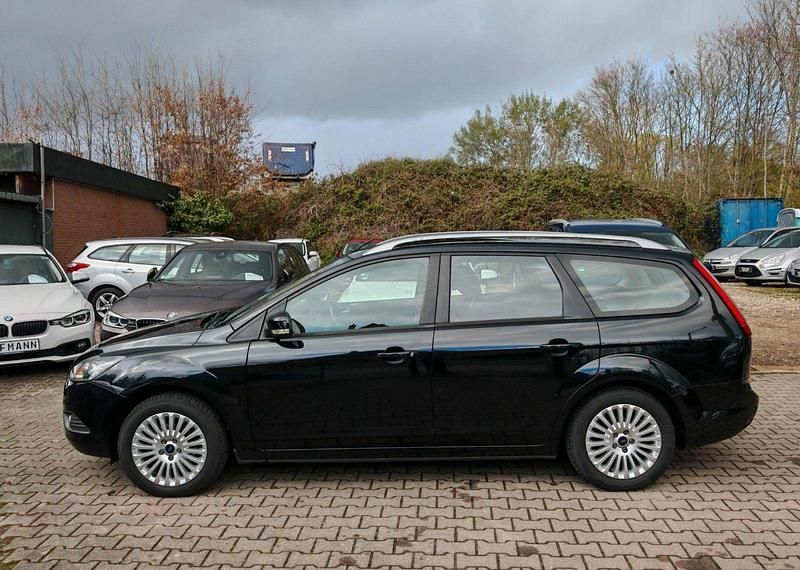 Gebraucht Ford Focus Titanium 109 PS (80 kW) 2010 Schwarz Kombi