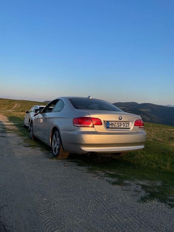 Gebraucht BMW 325 218 PS (160 kW) 2007 Silber Coupé
