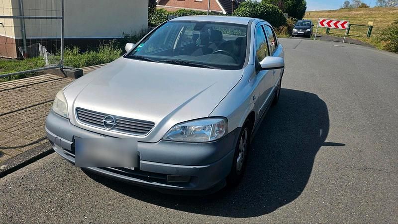 Silber Gebraucht 2003 Opel Astra Limousine | 1.200 € (Superpreis) - Bild 1/4