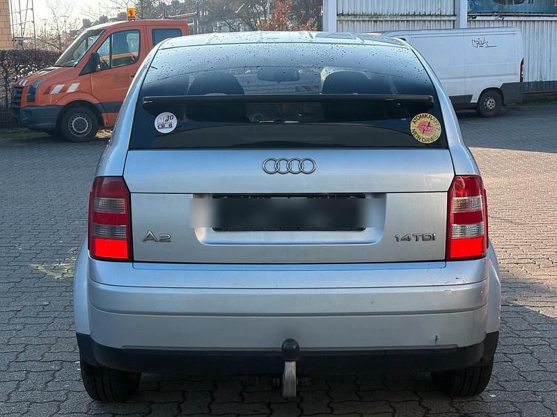 Gebraucht Audi A2 75 PS (55 kW) 2001 Silber Kleinwagen