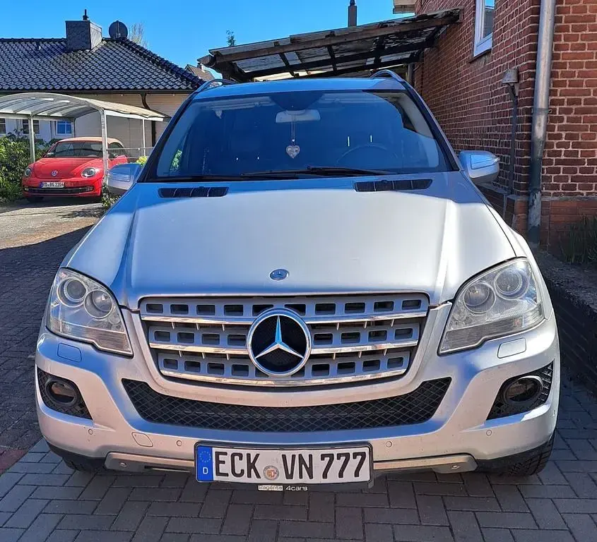 Second-hand Mercedes ML280 190 CP (139 kW) 2009 Argintiu SUV