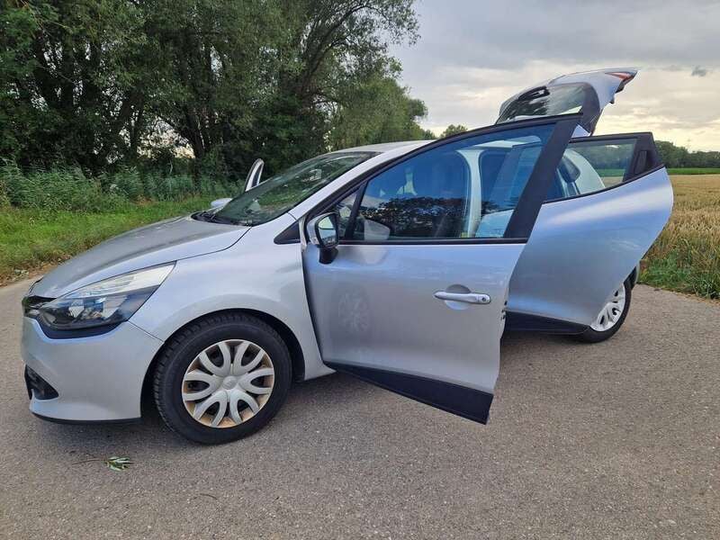 Silber Gebraucht 2014 Renault Clio IV Collection Limousine | 3.100 € (Superpreis) - Bild 1/4