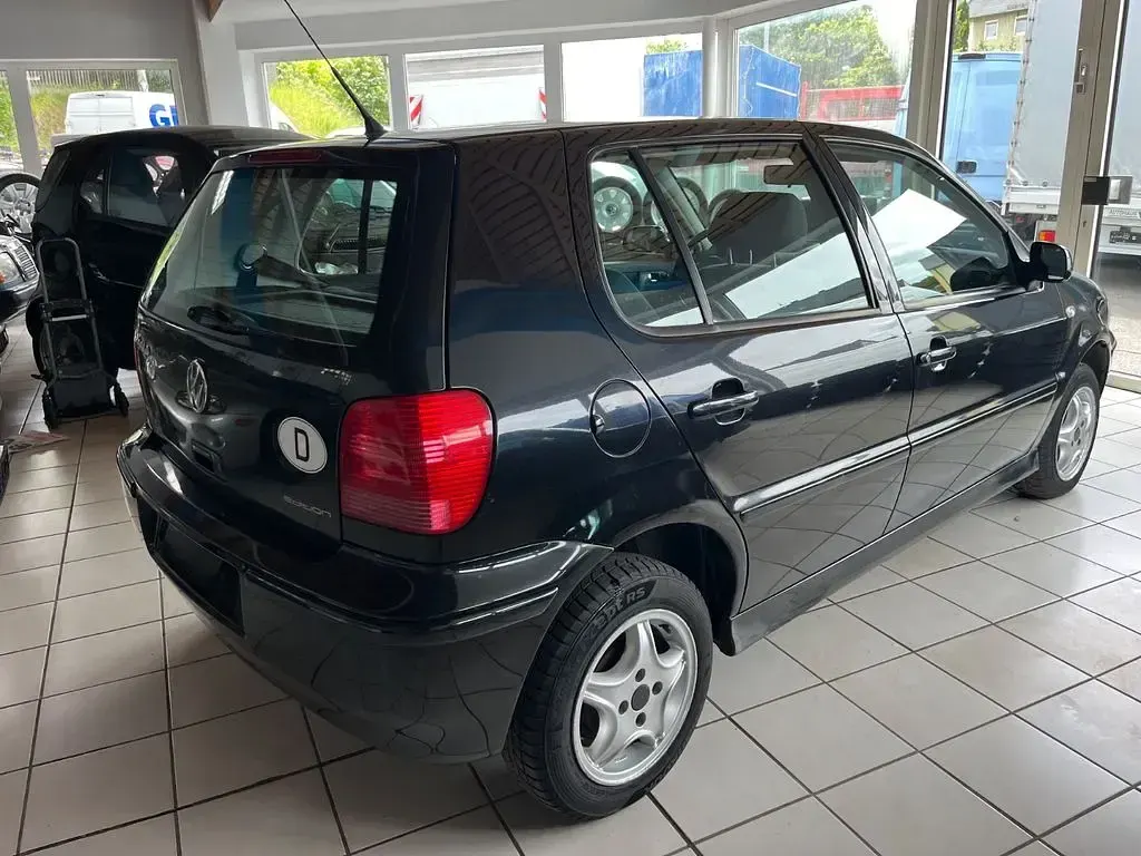 Gebraucht VW Polo Edition 60 PS (44 kW) 2001 Schwarz Limousine