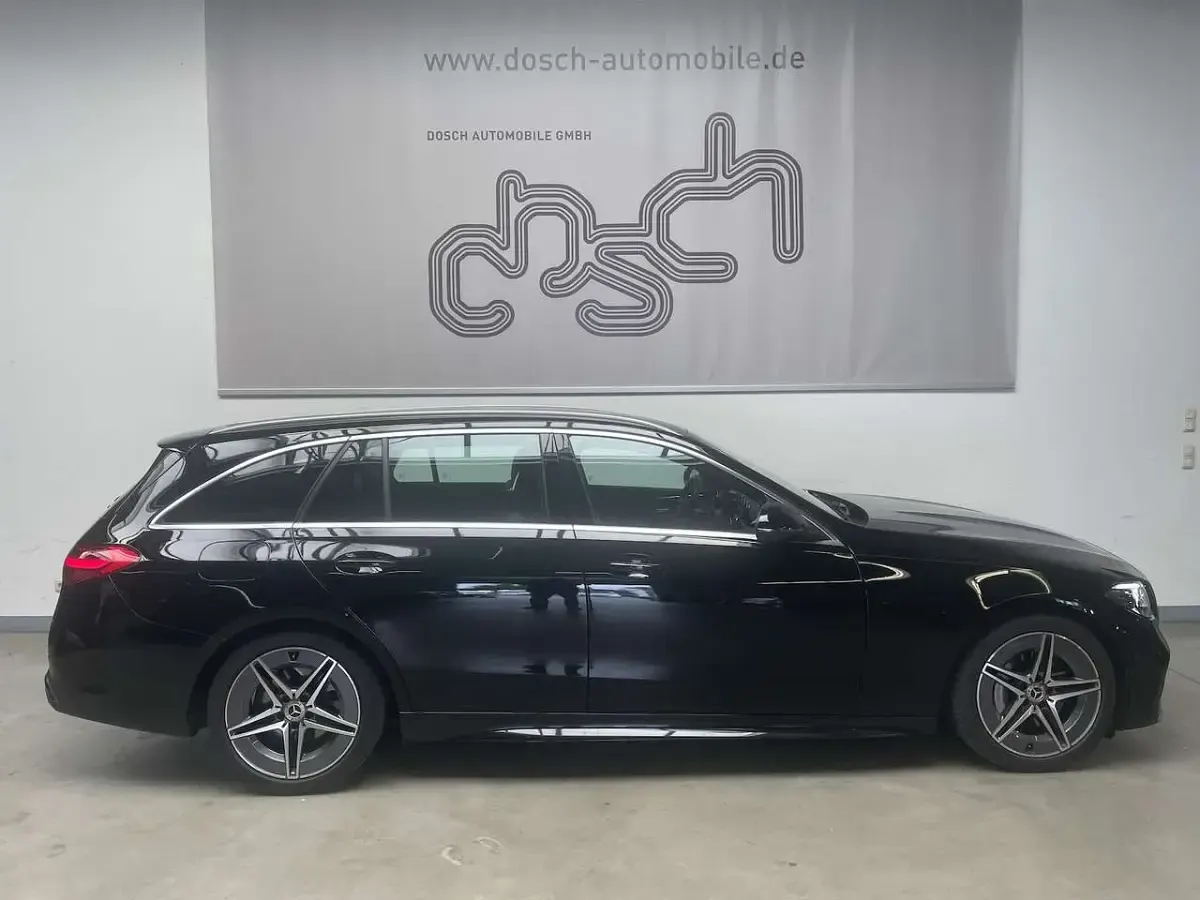Gebraucht Mercedes C200 AMG 184 PS (135 kW) 2023 Schwarz/baltic black Kombi