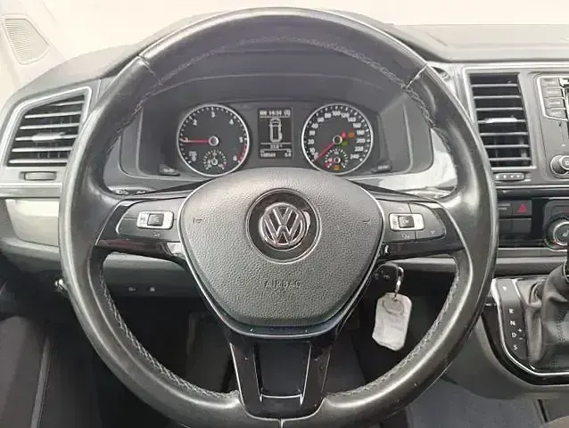 Gebraucht VW Multivan Comfortline 199 PS (146 kW) 2019 Grau Van / Kleinbus