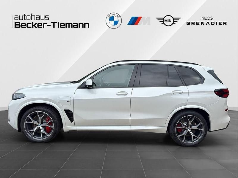 Neu BMW X5 Exclusive 313 PS (230 kW) 2025 Weiß SUV