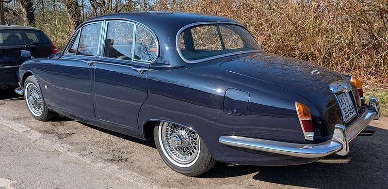 Second-hand Jaguar S-Type S 162 CP (119 kW) 1966 Albastru Berlinǎ