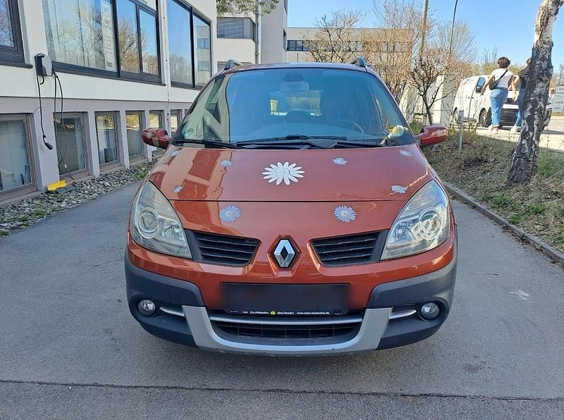 Rot Gebraucht 2009 Renault Mégane GrandTour Kombi | 850 € - Bild 1/4