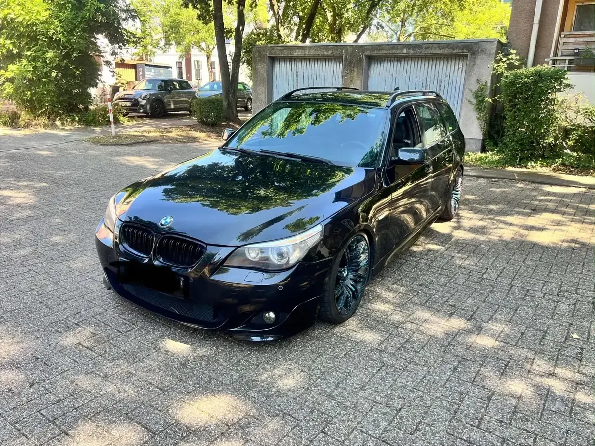 Gebraucht BMW 530 M Sport 320 PS (235 kW) 2005 Schwarz Kombi
