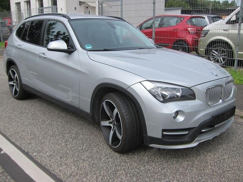 Silber Gebraucht 2014 BMW X1 SUV | 10.500 € (Superpreis) - Bild 1/4