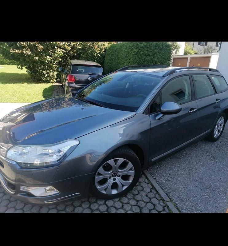 Blau Gebraucht 2011 Citroën C5 Kombi | 2.950 € (Superpreis) - Bild 1/4