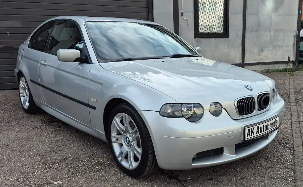 Gebraucht BMW 316 M Sport 116 PS (85 kW) 2004 Grau Limousine