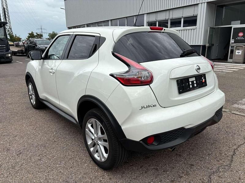 Gebraucht Nissan Juke Acenta 116 PS (85 kW) 2015 Weiß SUV